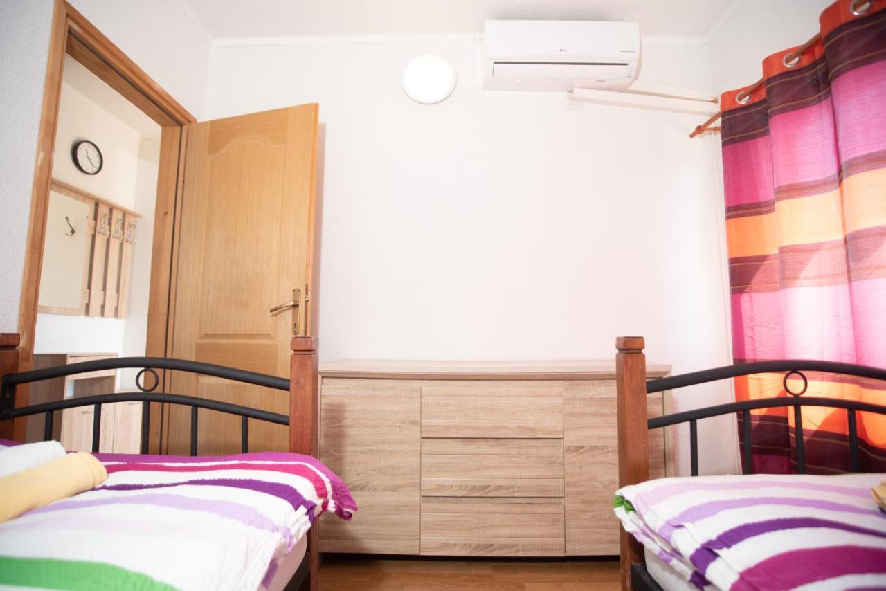 カルロバッグApartmens Leonaアパートメント エクステリア 写真