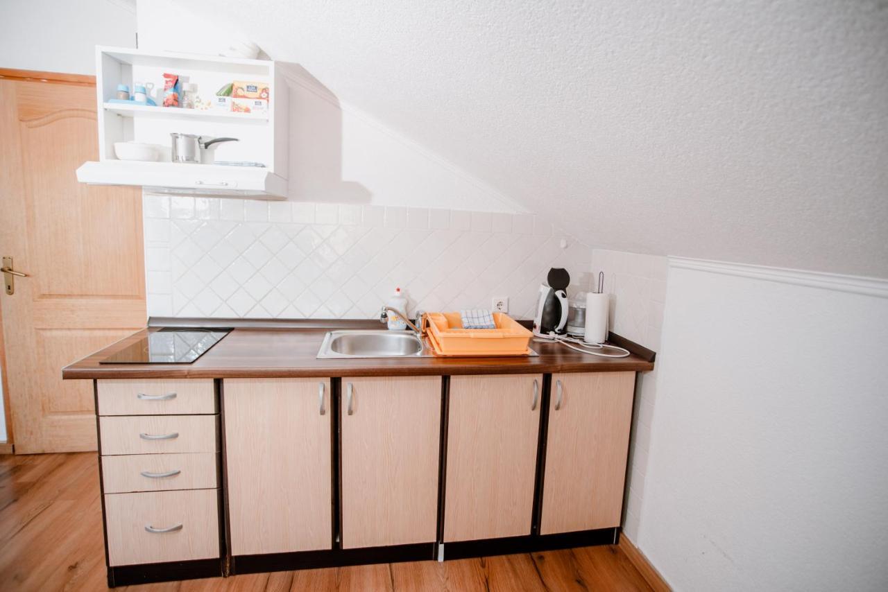 カルロバッグApartmens Leonaアパートメント エクステリア 写真