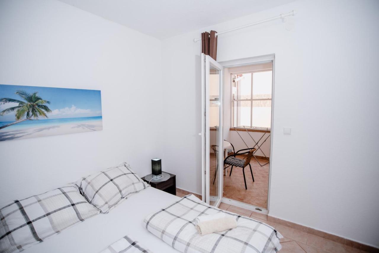 カルロバッグApartmens Leonaアパートメント エクステリア 写真